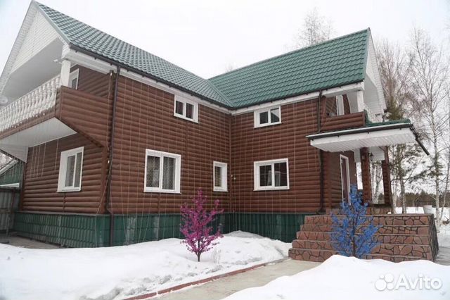 Коттедж 200 м² на участке 20 сот.