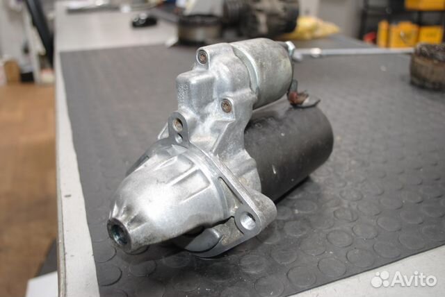 Стартер BMW X5 (E70), X6 (E71) 3.0 Diesel б/у