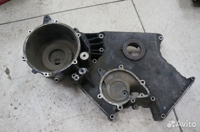 BMW Е53 Е38 Передняя крышка с Мотора m62B44TU BMW Е53 Е38 Передняя крышка с Мотора m62B44TU