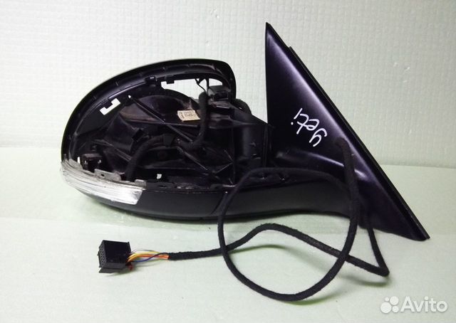 Skoda Yeti зеркало правое 5l0857934