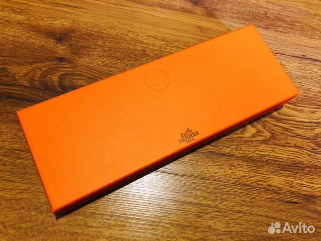 Подарочная коробка и пакет Hermes (оригинал) Подарочная коробка и пакет Hermes (оригинал)