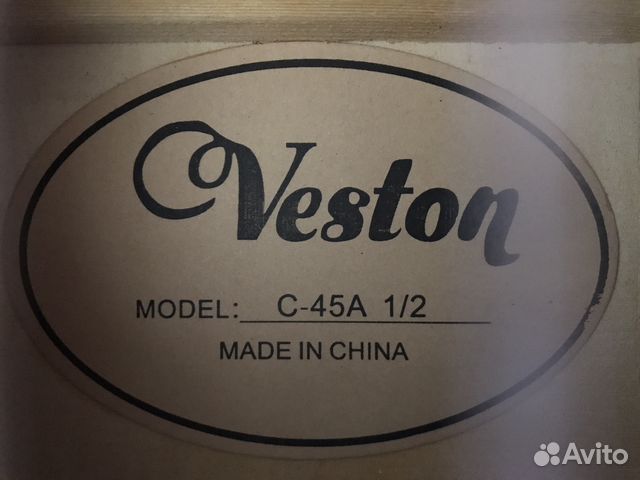Гитара veston C-45A 1/2 + Тюнер korg pitchclip PC