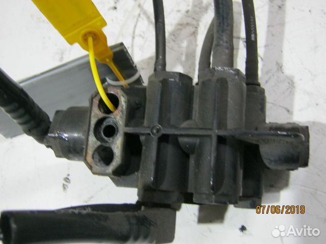 Распределитель PA66 MAN 81981836000 Распределитель PA66 MAN 81981836000