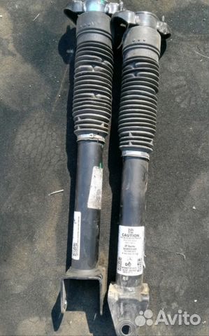 Стойка амортизатора (зад) Mercedes W166 X166 Стойка амортизатора (зад) Mercedes W166 X166