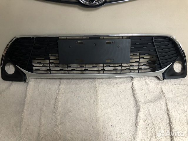 Решетки радиатора Toyota Camry V55 (2016-2017г)