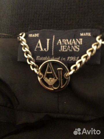Куртка бренд Giorgio Armani оригинал Цум Италия Куртка бренд Giorgio Armani оригинал Цум Италия