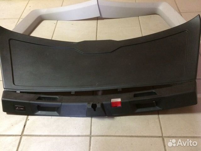 Накладка крышки багажника Mercedes GLK X204