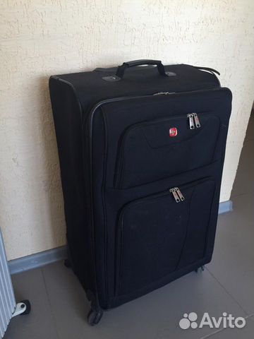 Чемодан на колесах Чемодан на колесах