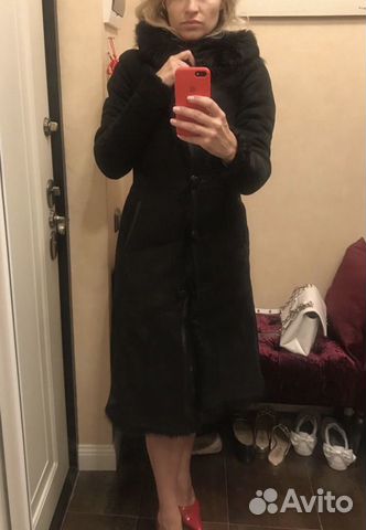 Дубленка, очень тёплая. Размер S