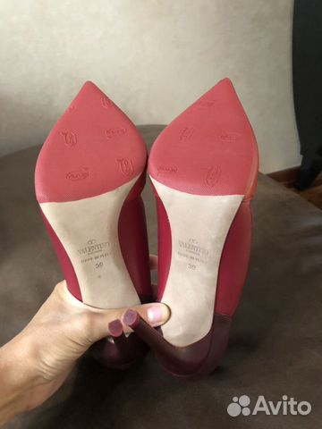 Новые Туфли Valentino оригинал 39 размер Новые Туфли Valentino оригинал 39 размер