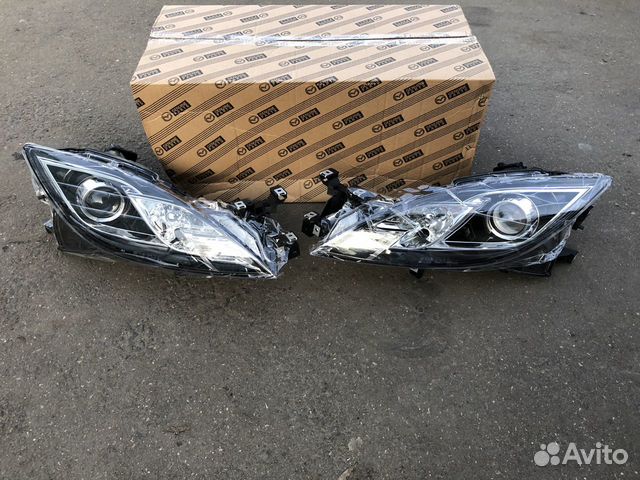 Мазда 6 GH фара ксенон адаптив 07-10 год правая