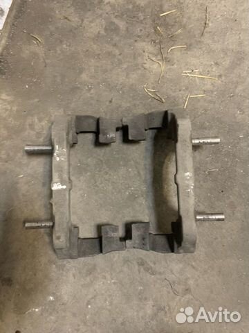 Скоба суппорта бмв X5 f15 BMW X6 f16