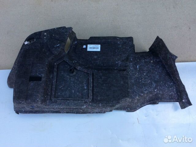 Обшивка багажника правая Mercedes W207 E Обшивка багажника правая Mercedes W207 E