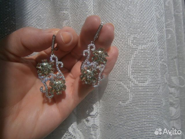 Серебрянные серьги и браслет с зелёным аметистом Серебрянные серьги и браслет с зелёным аметистом