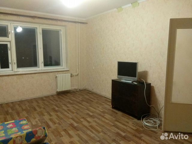 1-к квартира, 40 м², 8/10 эт.