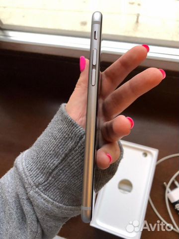 Телефон iPhone 6S 64GB