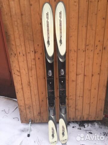 Горнолыжный комплект Горнолыжный комплект