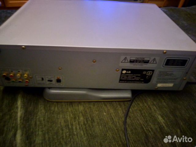 DVD-центр караоке Модель: DKS-5000 DVD-центр караоке Модель: DKS-5000