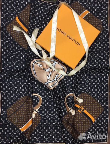 Платок Louis Vuitton Платок Louis Vuitton