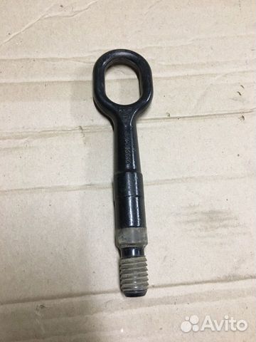 Буксировочная проушина петля VAG audi VW 8K0805615 Буксировочная проушина петля VAG audi VW 8K0805615