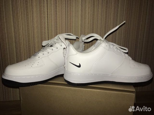 air force ones lv8