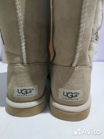 UGG Australia Три пуговки песочные Sand новые UGG Australia Три пуговки песочные Sand новые