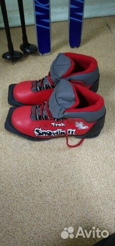 Лыжные ботинки Лыжные ботинки