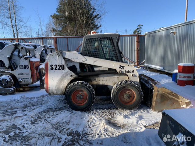 Аренда колесного мини-погрузчика Bobcat Аренда колесного мини-погрузчика Bobcat