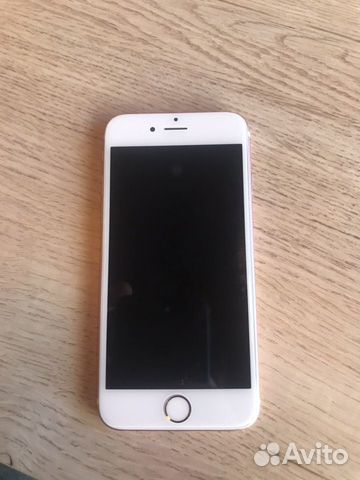 Телефон iPhone 6s