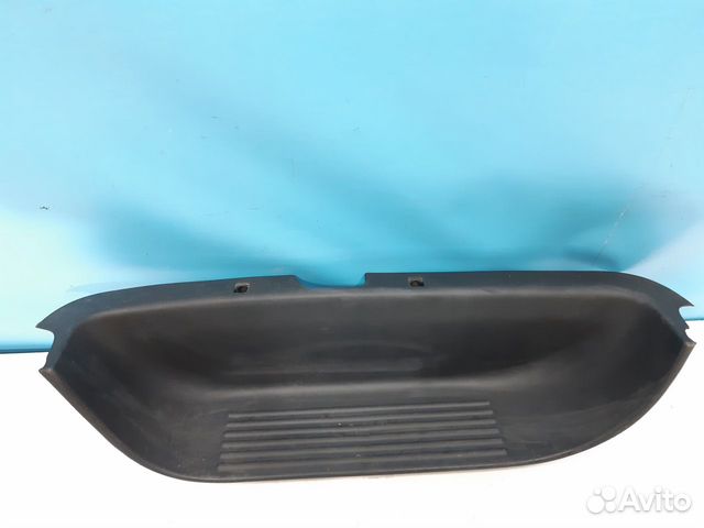 Накладка порога левая Hyundai Grand Starex 1