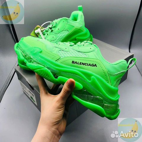 Кроссовки Balenciaga Triple S Кроссовки Balenciaga Triple S