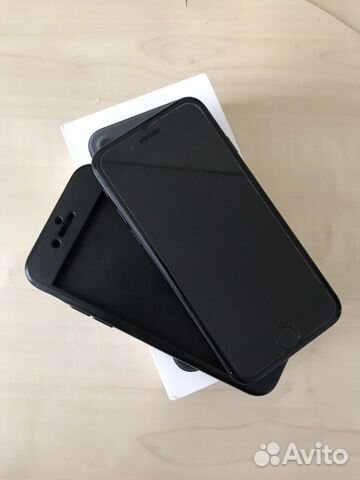 Телефон iPhone