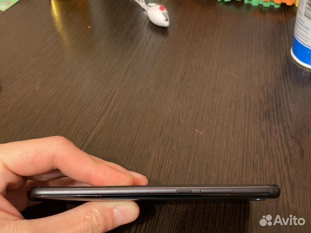 Телефон Honor view 20