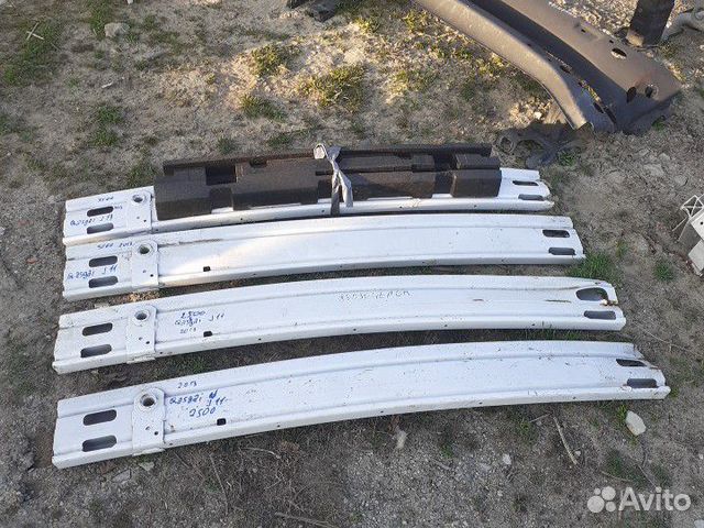 Усилитель заднего бампера Nissan Qashqai J11