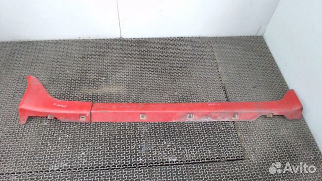 Накладка декоративная (на порог) правая Nissan 100