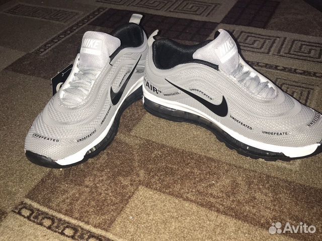 Кроссовки Nike