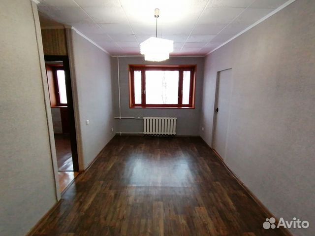 2-к квартира, 42 м², 1/5 эт.