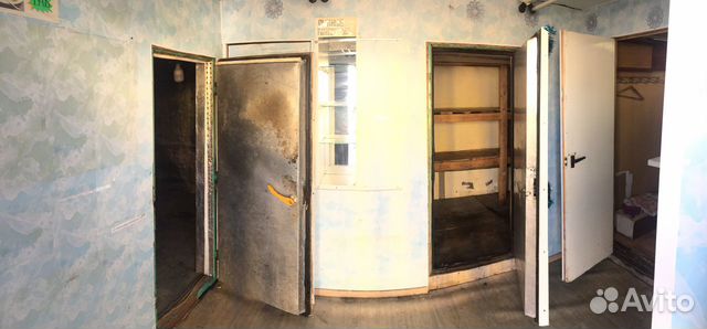 Торговое помещение с морозильной камерой 31.1 м²