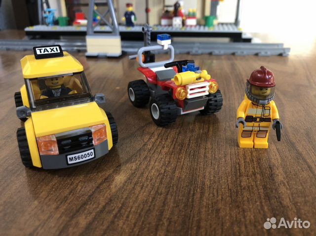 Большой набор Лего