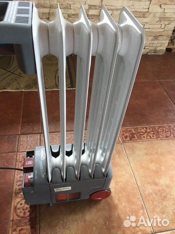 Обогреватель DeLonghi Caldissimo Formula One