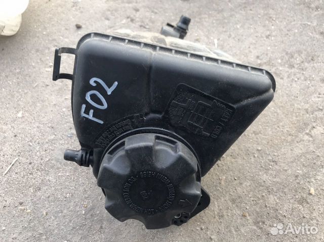 Раcширитeльный бaчок BMW F01 F02 Раcширитeльный бaчок BMW F01 F02