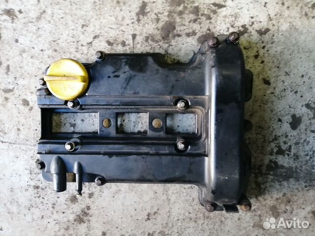 Крышка клапанная opel corsa d Крышка клапанная opel corsa d