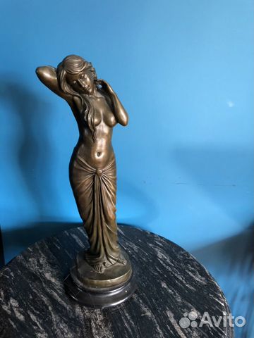 Статуэтка винтажная бронзовая 20-30е годы Германия