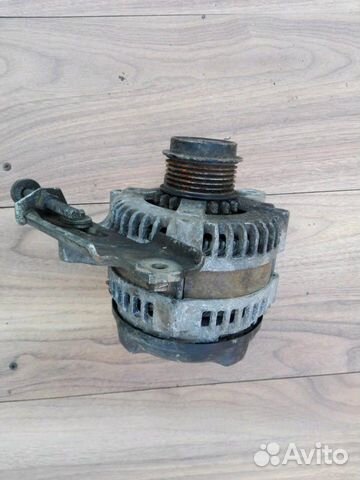 Генератор Toyota Auris E15