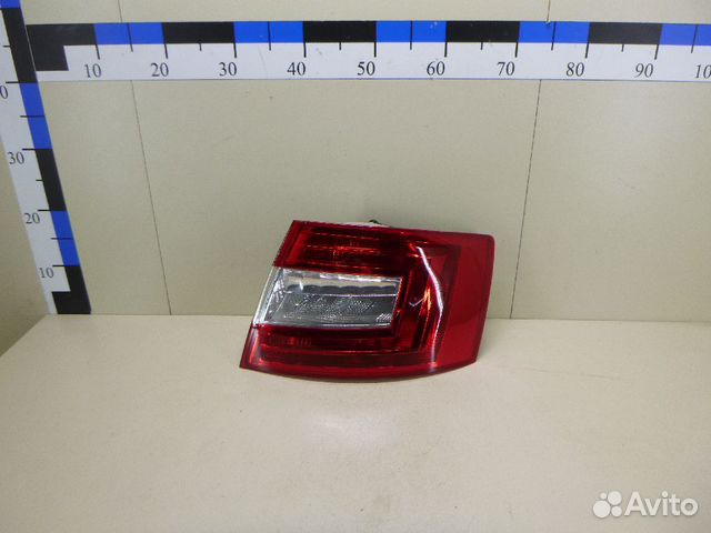 Фонарь задний правый Skoda Octavia A7