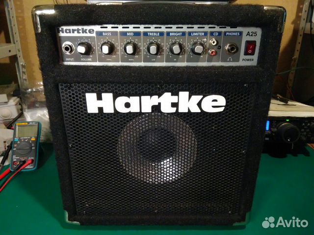 Hartke A25 комбик басовый Hartke A25 комбик басовый