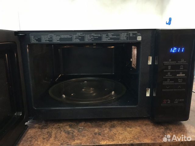 Микроволновая печь Samsung MG23K3513AK Микроволновая печь Samsung MG23K3513AK