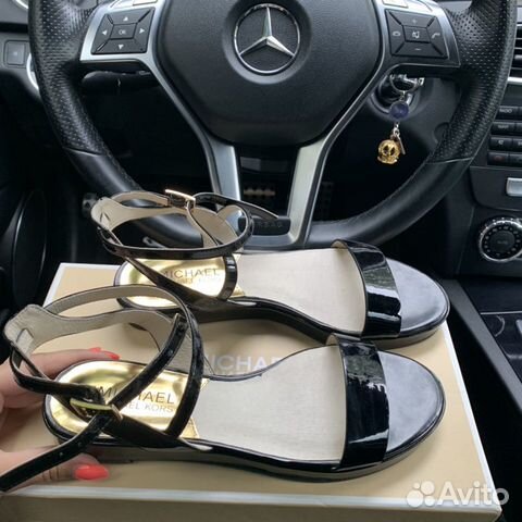 Michael Kors оригинал босоножки шлепки сандали нов Michael Kors оригинал босоножки шлепки сандали нов