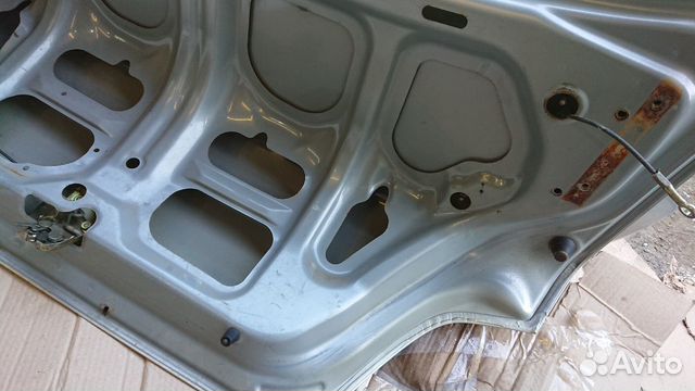 Крышка багажника со спойлером impreza GD wrx