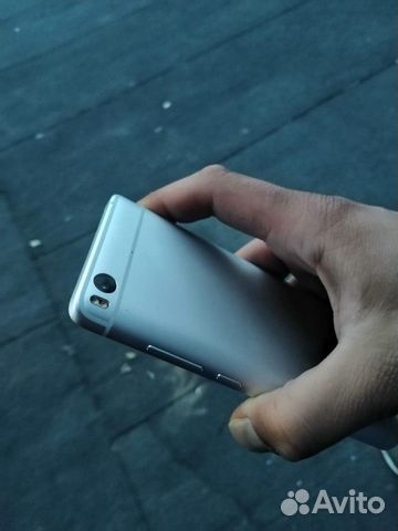 Xiaomi MI 5s (3/64) White/Silver Xiaomi MI 5s (3/64) White/Silver